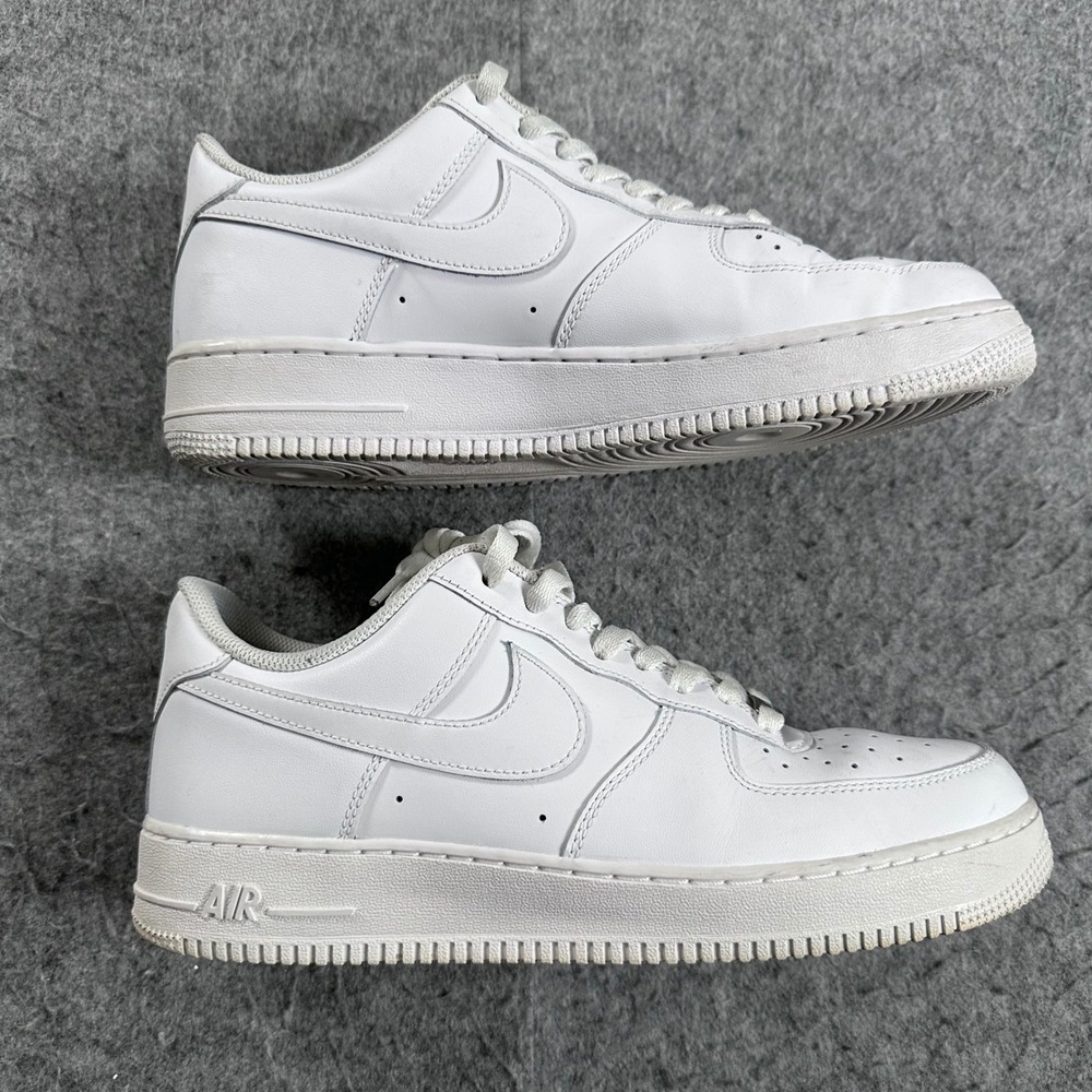 Nike Air Force 1 07 Low Mens 11 Triple White Leather Sneakers CW2288-111 AF1 - Picture 2 of 6